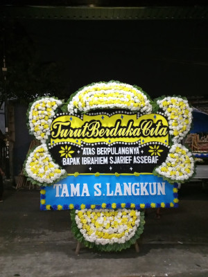 Papan Bunga Duka di Lambu